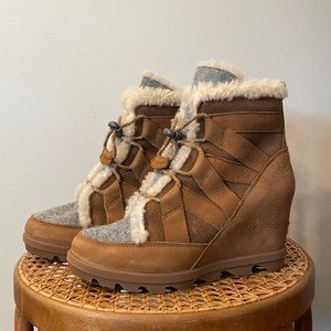 Sorel Joan of Arctic Wedge Sherpa Boots - Size 8